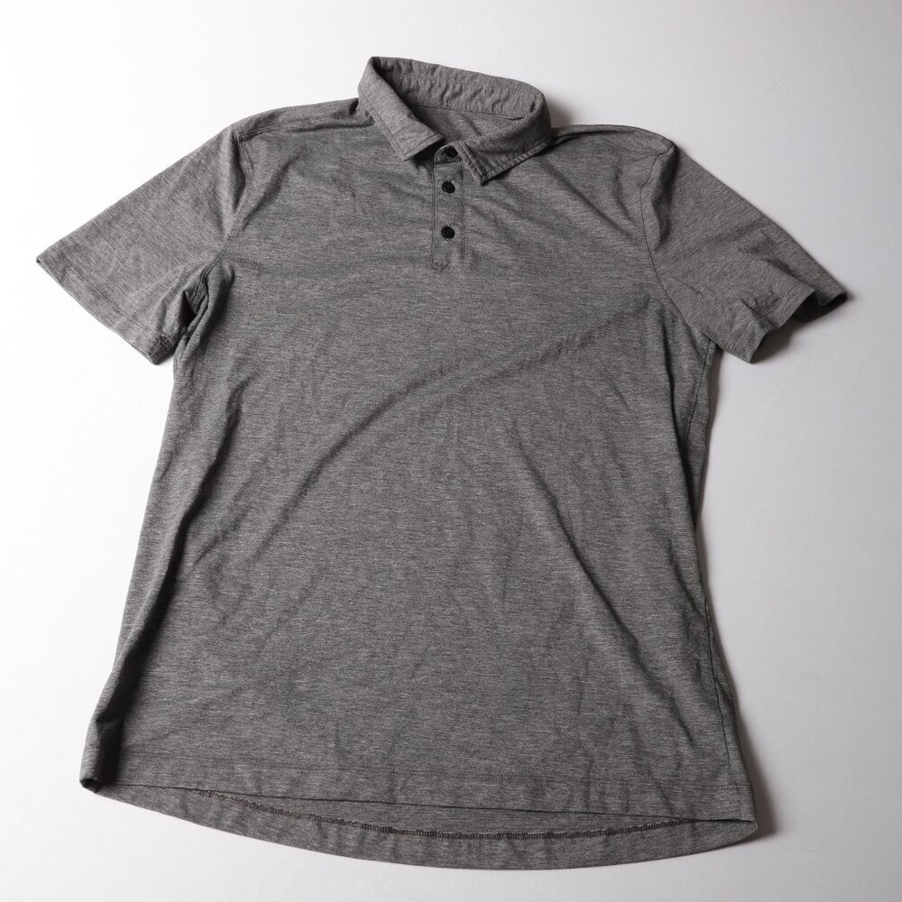 Men's Lululemon short sleeve collared shirt size Medium
